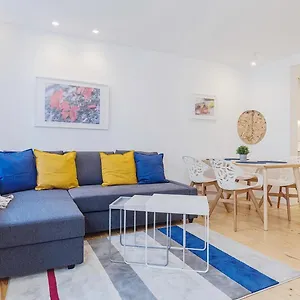 Condessa Iii By Innkeeper Appartement